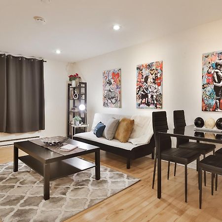 Free Parking And Central Location Montreal Bagian luar foto